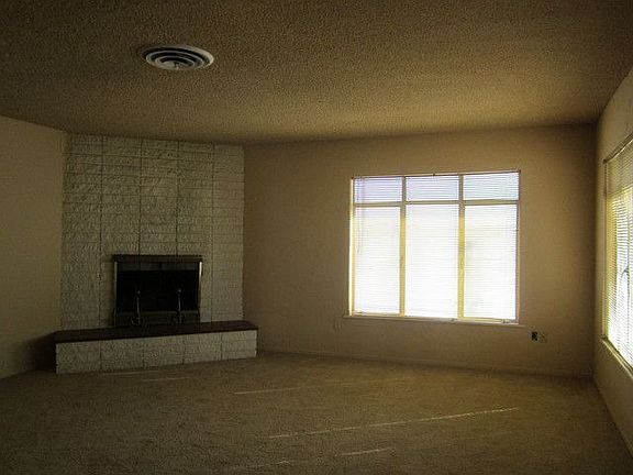 2nd image of 36891 Hayward Ave