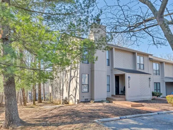 7239 Woods Crossing Dr, Roanoke, VA 24018