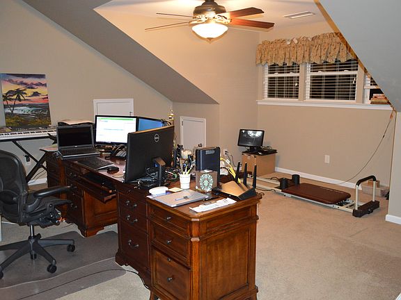 5th image of 1054 Feather Oak Ln