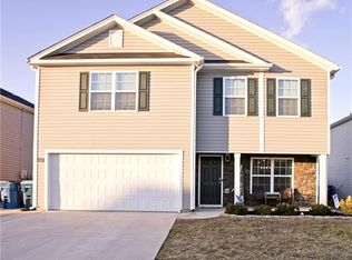 6887 Keeneland Dr, Whitsett, NC 27377