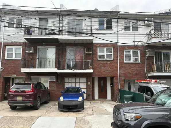 305 Neptune Ave, Jersey City, NJ 07305
