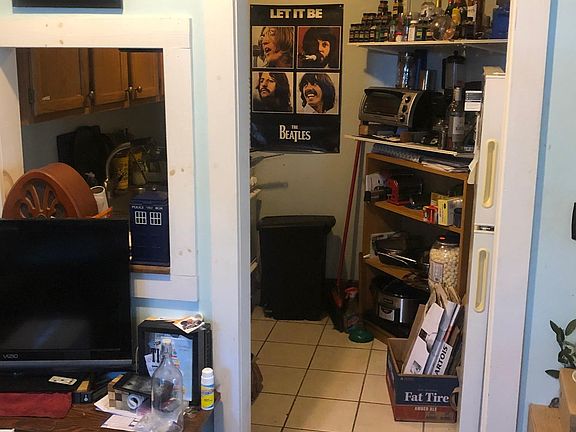 3rd image of 83 Englewood Ave APT 2