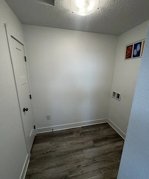 Convenient laundry on 2nd floor, washer/dryer included