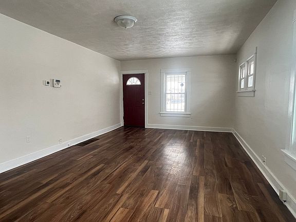 3rd image of 411 Shoop Ave