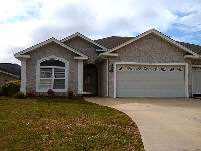 1st image of 137 Cypress Run Dr