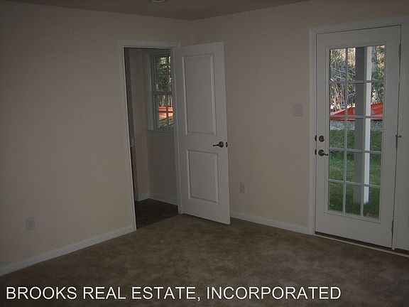 4th image of 148 Parkway Ct