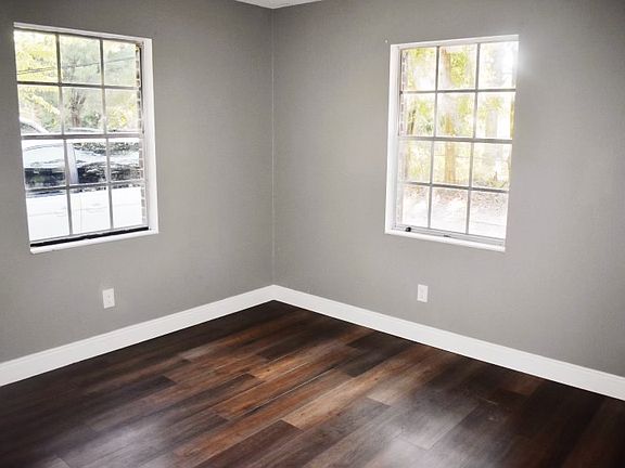 2nd image of 1-202 Freedom Ln