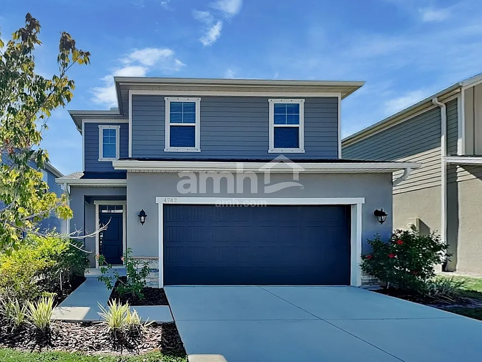 4742 Reisswood Loop