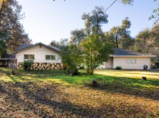 8472 Copper Dr, Redding, CA 96001