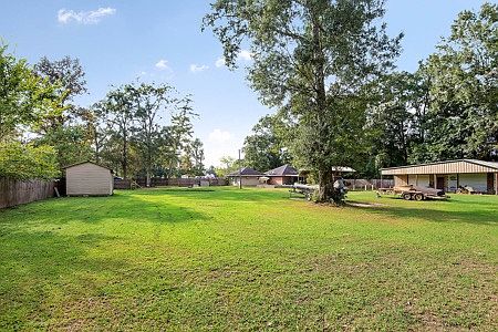 3rd image of 15418 Highway 431