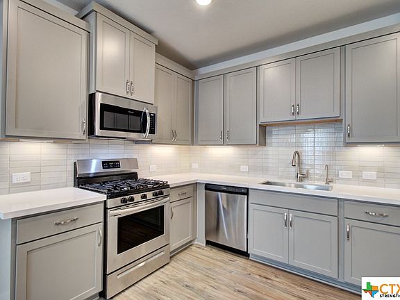 2nd image of 2065 Flametree Ave