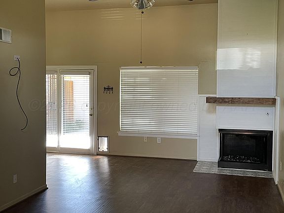 4th image of 3612 S Milam St