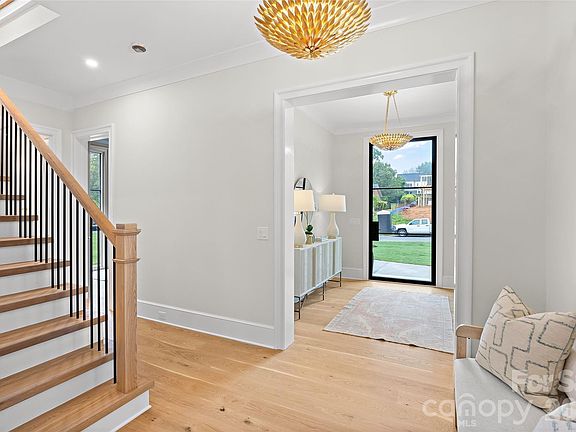 5th image of 4811 Gaynor Rd