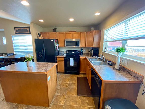 5th image of 4244 Deveraux Pl