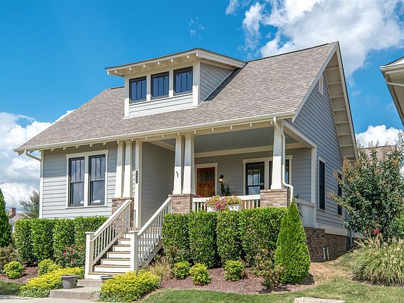 4th image of 3409 Colebrook Dr
