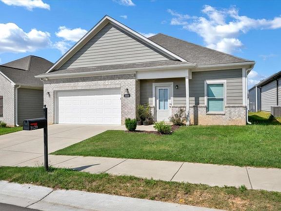 2nd image of 2129 Sullivan Dr