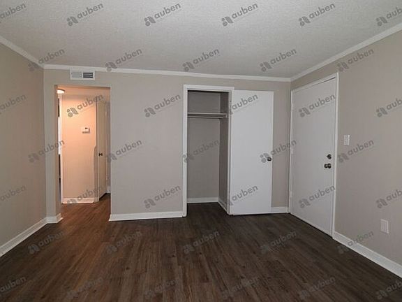 5th image of 1927 Central Ave APT A3