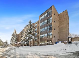 54 Fittons Rd W #204, Orillia, ON L3V3T9