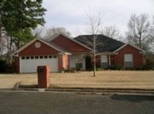 2002 Salem Ct, Longview, TX 75601