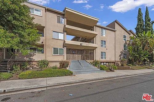 10757 Hortense St #303 Photo 1