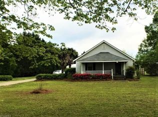 1677 Shady Grove Church Rd, Winston Salem, NC 27107