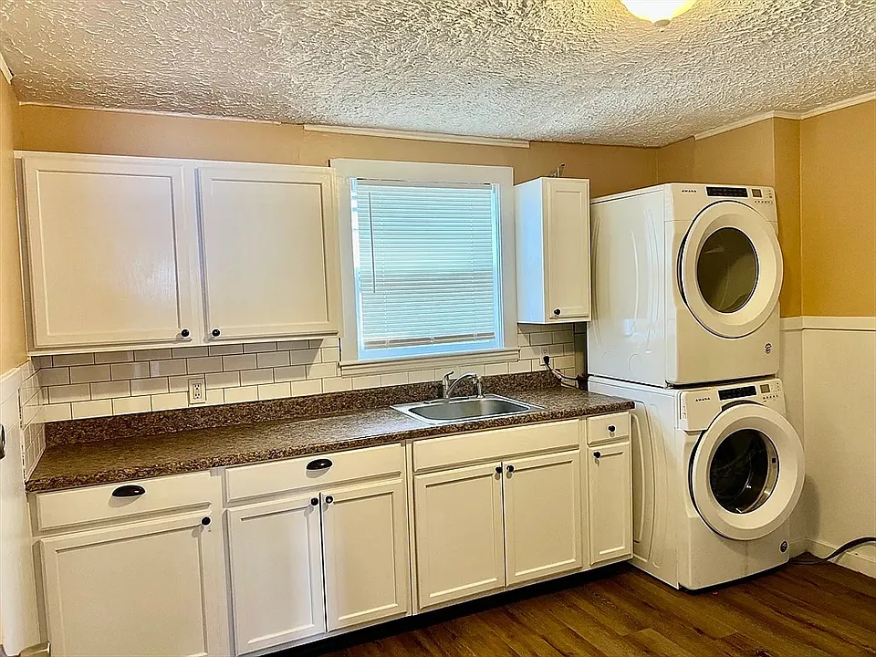 8 Felton St #2