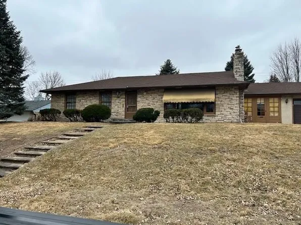 3607 York Ave N, Robbinsdale, MN 55422