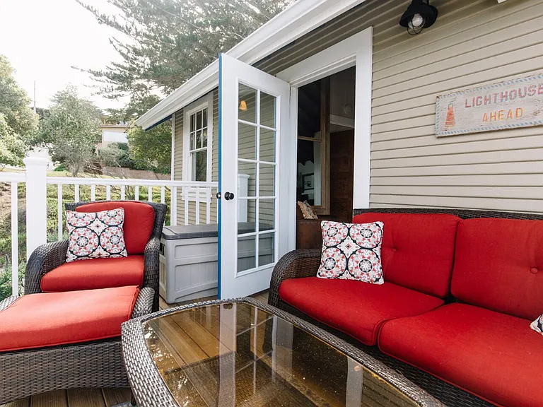 322 Lighthouse Ave #A — Photo 32