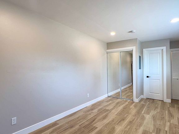 5th image of 7137 Waite Dr #13
