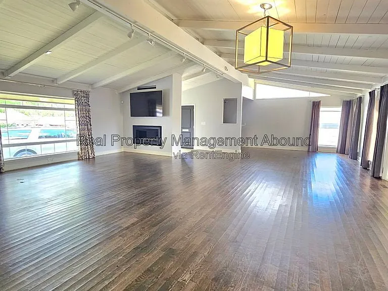 5019 S Joplin Ave — Photo 10