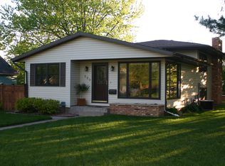 320 9th Ave S, Onalaska, WI 54650