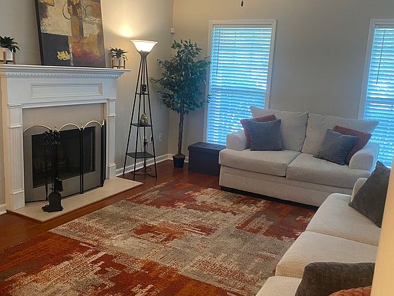 3rd image of 4135 Landover Ct