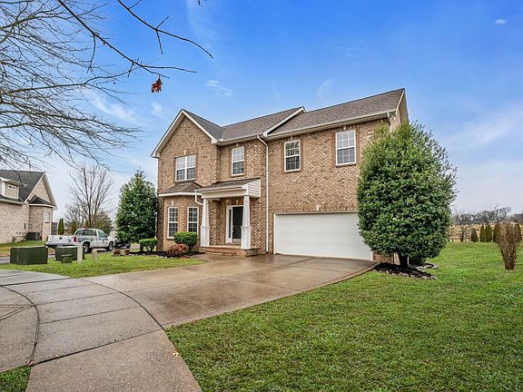 3rd image of 818 W Sagewood Dr