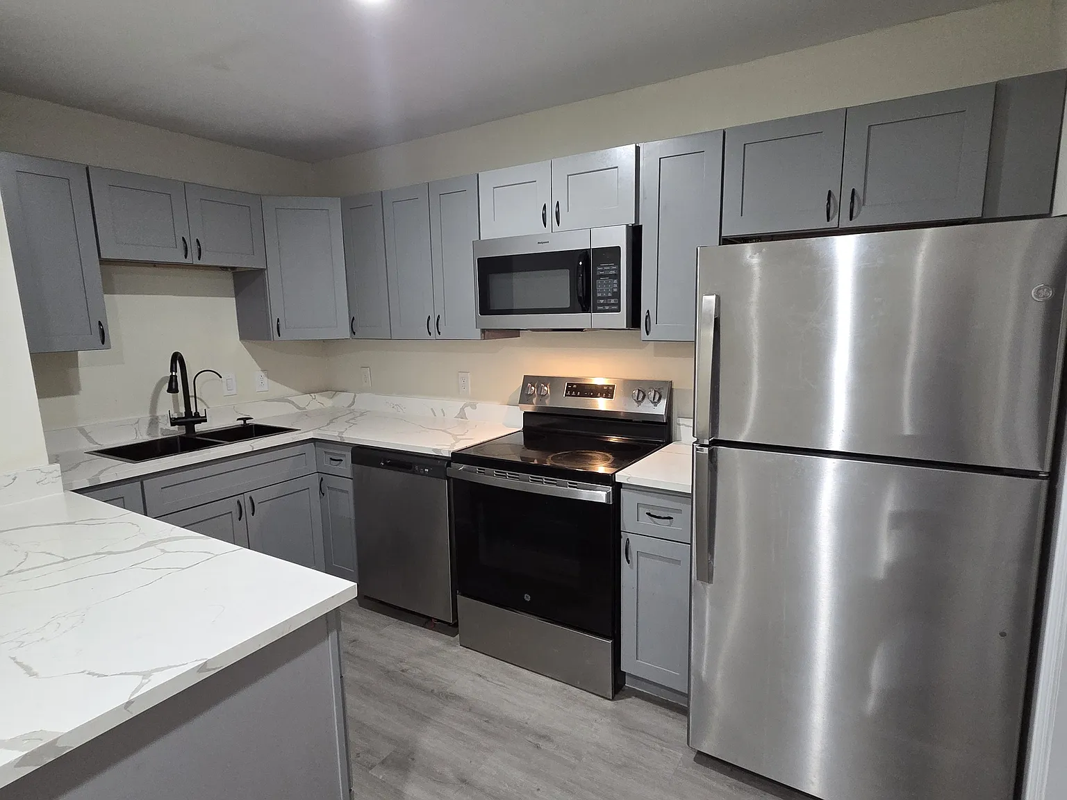 355 North 18th Street Unit 2202 - 1 — Photo 4