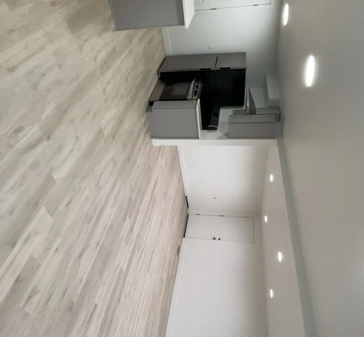 445 E Fort Union Blvd — Photo 3