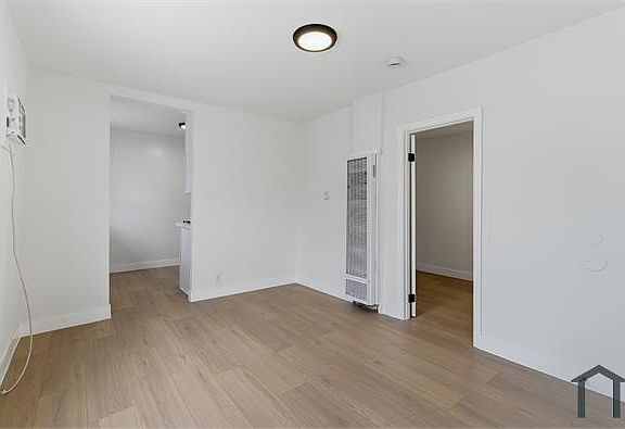 2nd image of 237 1/2 W 98th St