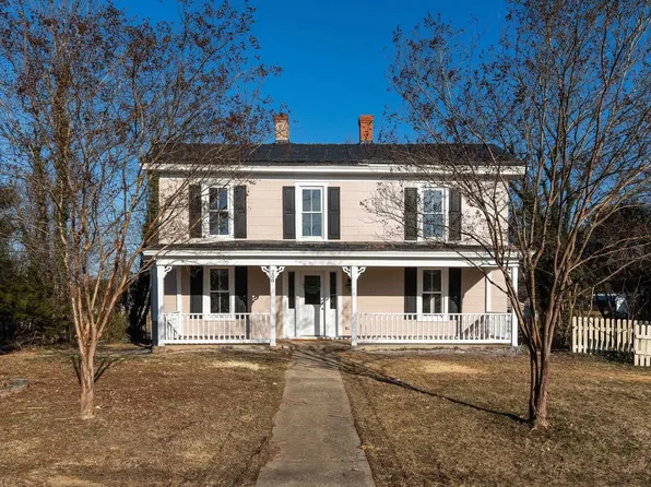 208 Weaver St, Gordonsville, VA 22942