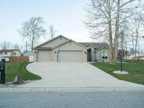 304 Ironwood Ln, Ossian, IN 46777