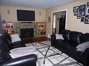 2nd image of 305 Doris Ave