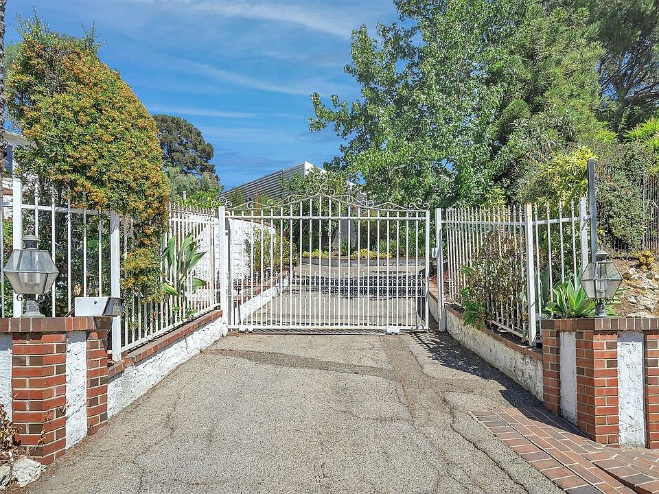 1st image of 7867 Woodrow Wilson Dr