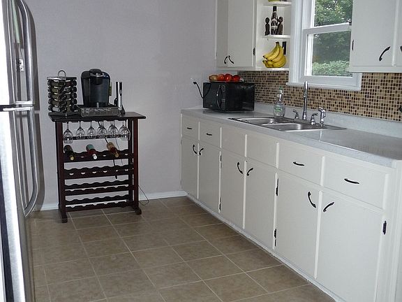 Tiled and Backsplash!