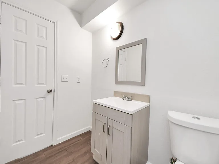 12068 Beechnut St #C — Photo 20