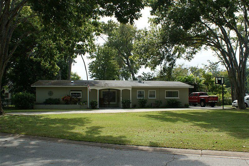 Large Corner Lot