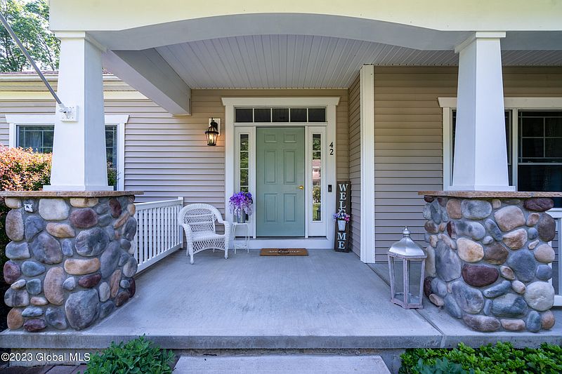 5th image of 42 Liberty Way