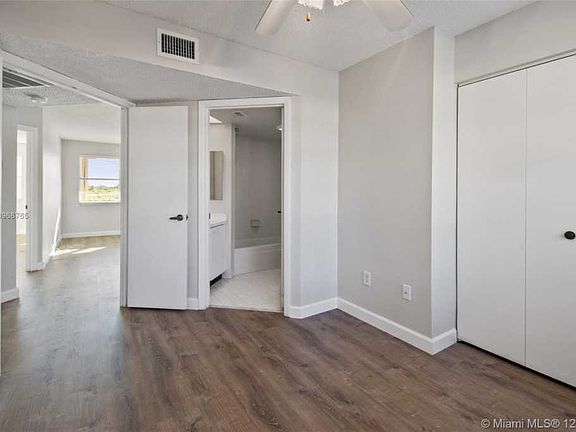 5th image of 2248 SE 27th Dr #205-D