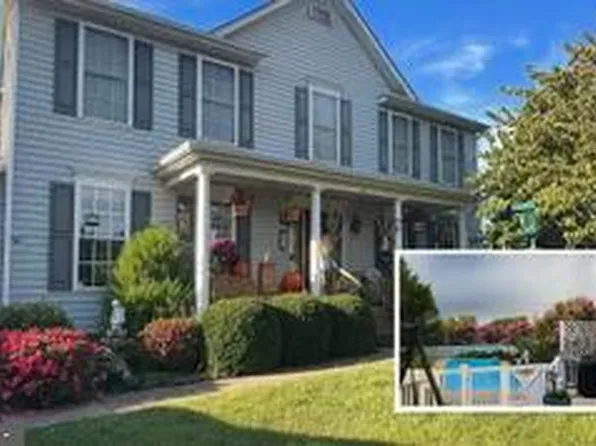 64 Walnut Farms Pkwy, Fredericksburg, VA 22405