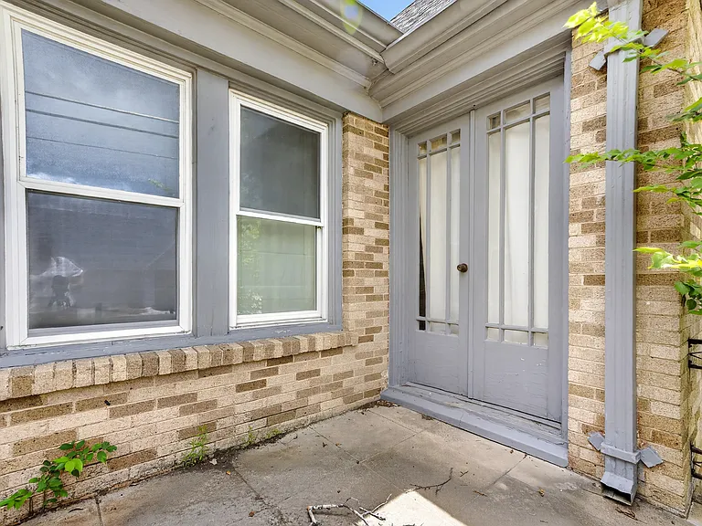 2601 S University Dr — Photo 48
