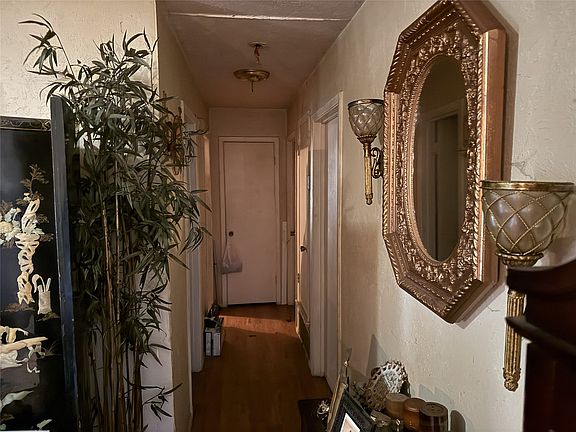 3rd image of 6526 Tioga Pl
