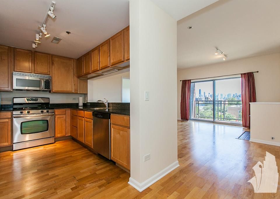 1st image of 102 N Hermitage Ave #713