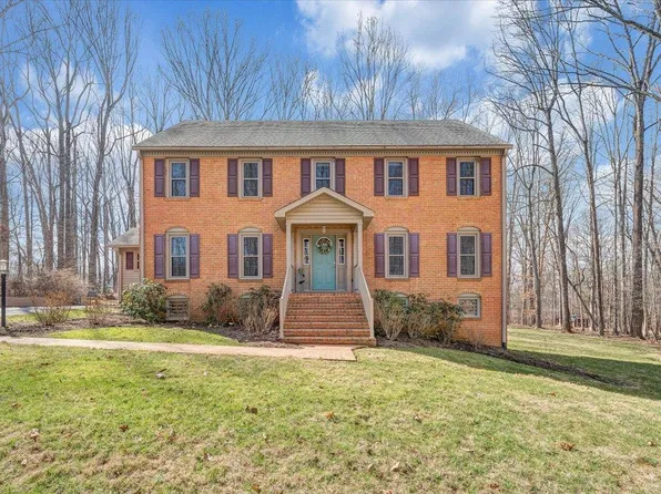 1314 Old Hickory Ln, Forest, VA 24551